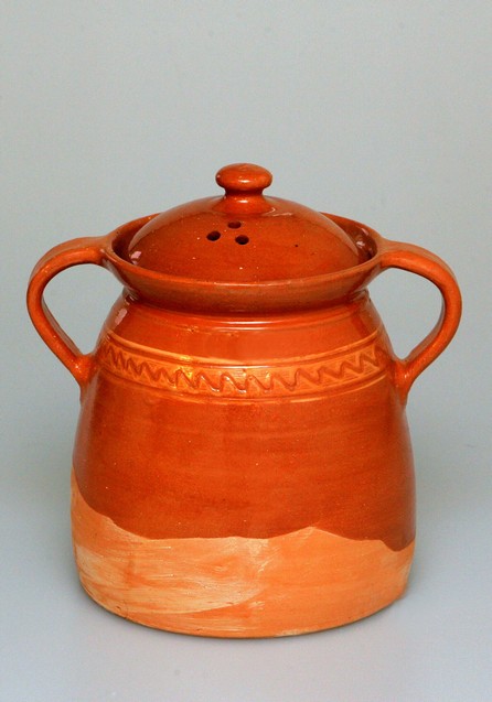 hrniec hrnčiarsky s pokrievkou a ušami