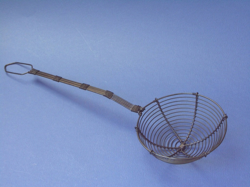 naberačka drôtená počiernená