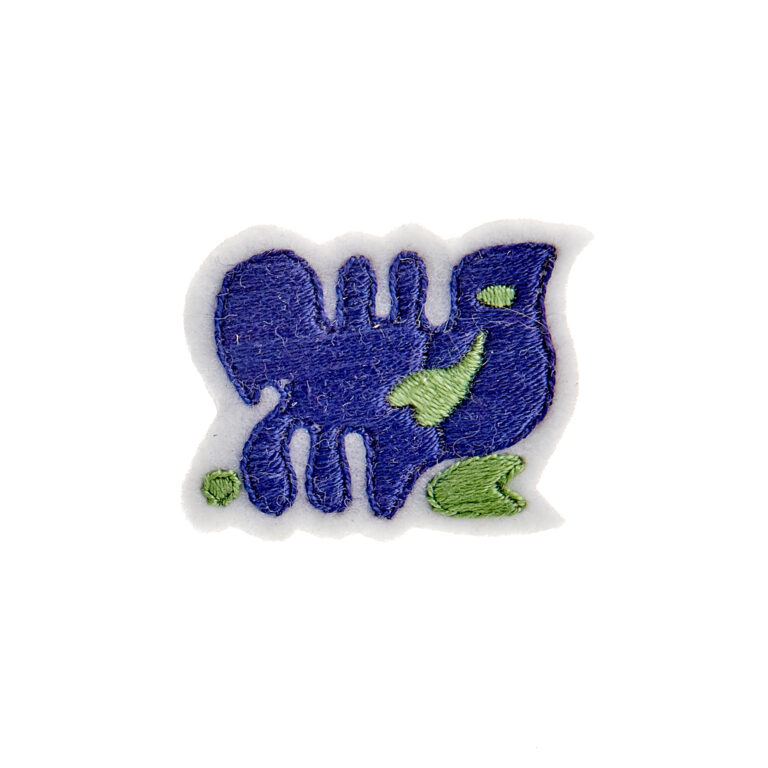 Ručne vyšívaná brošňa