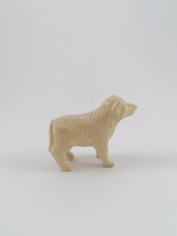 Zvieratko drevené vyrezávané – pes