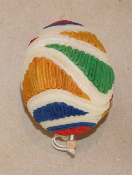 kraslica oblepovaná sietinou slepačia závesná