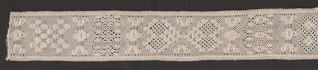 Čipka paličkovaná