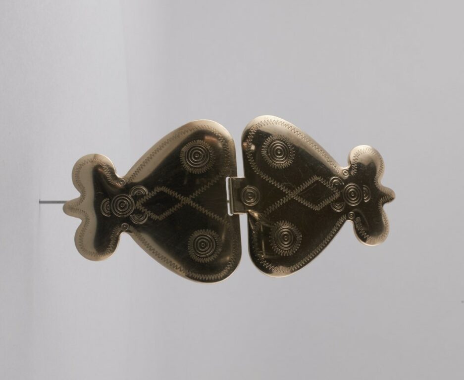 Spínadlo alpakové dvojdielne