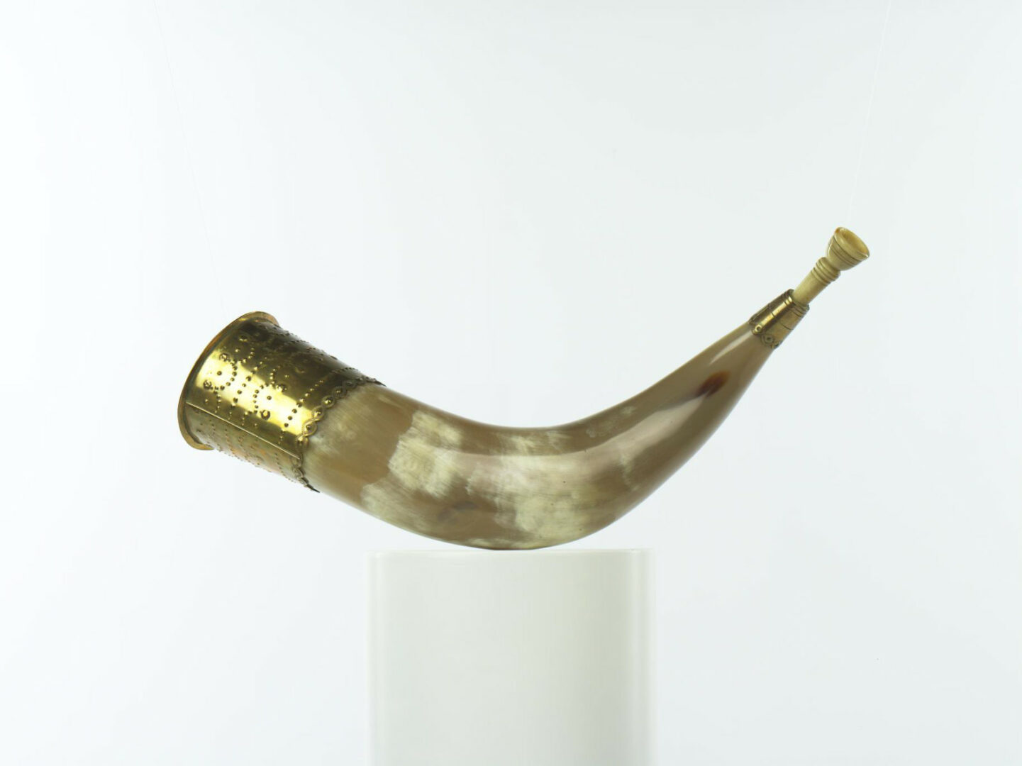 Roh hlásny z rohoviny