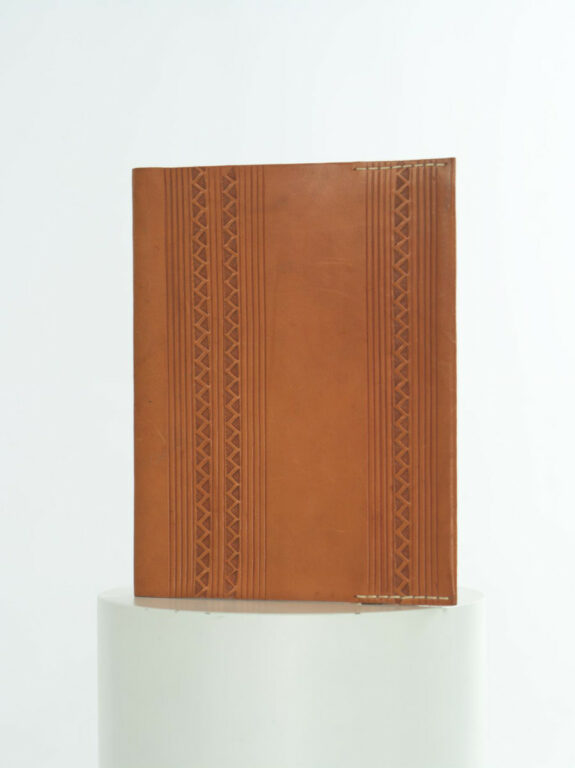 Obal kožený na knihu