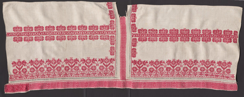 Výšivka z kútnej plachty