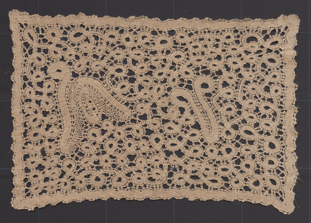 Prikrývka paličkovaná