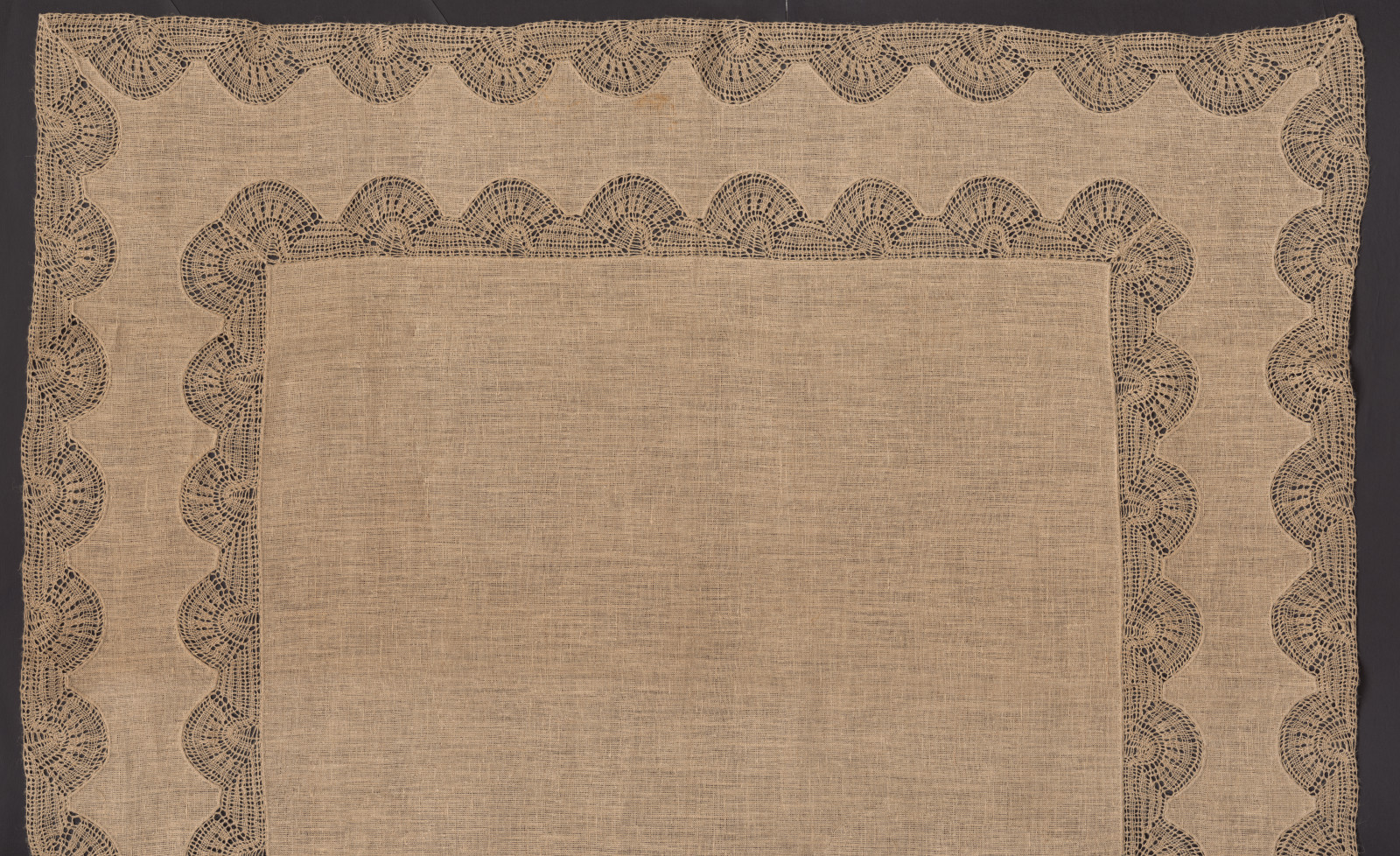 Obrus paličkovaný, súprava