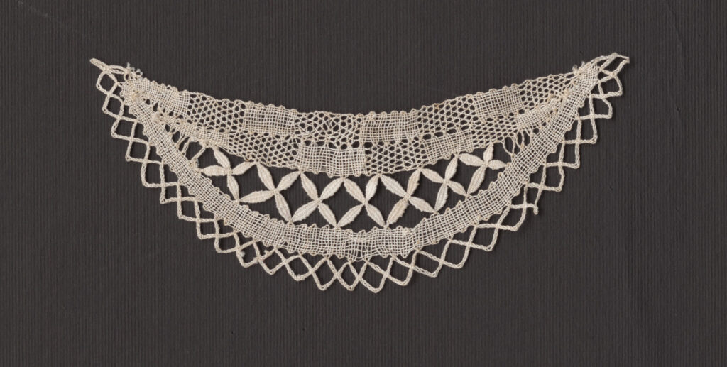 Motív paličkovaný