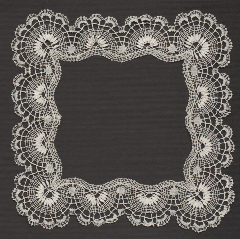 Okolok paličkovaný