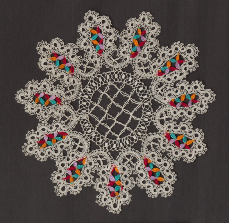 Motív paličkovaný