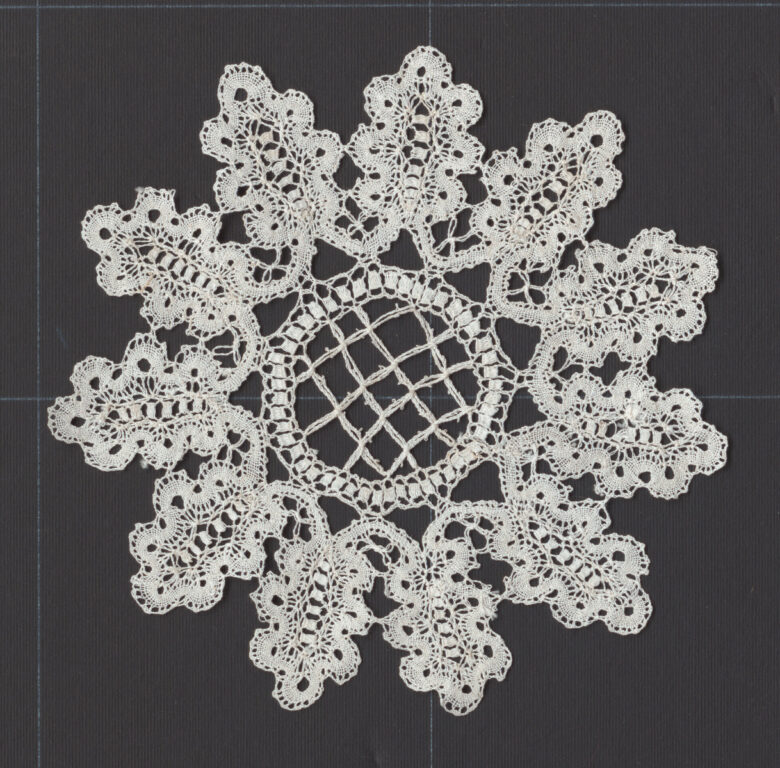 Motív paličkovaný