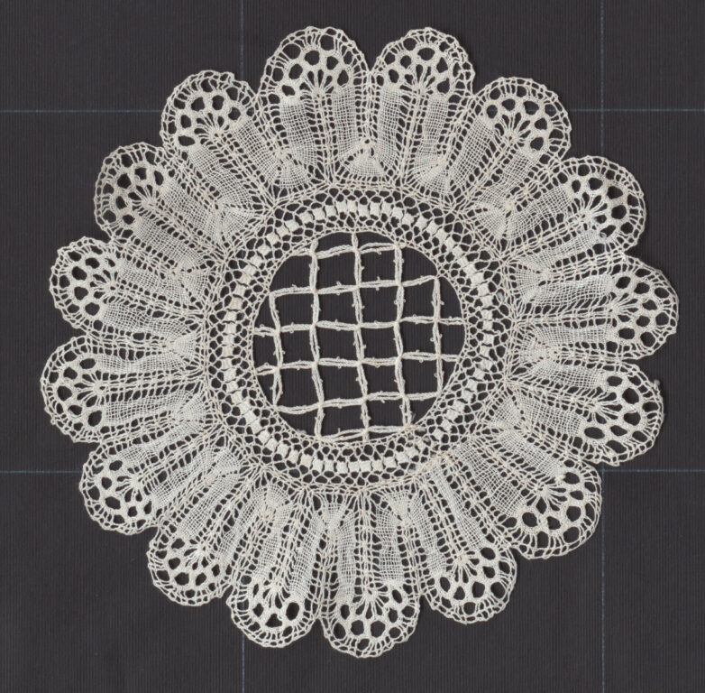 Motív paličkovaný