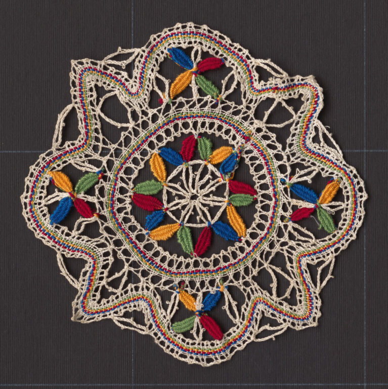 Motív paličkovaný