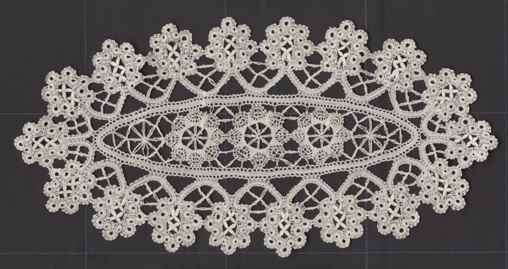 Motív paličkovaný