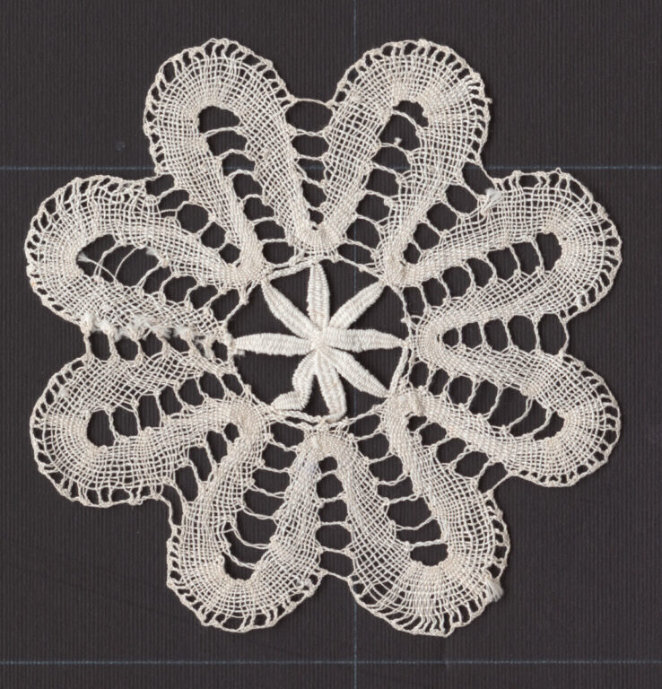 Motív paličkovaný