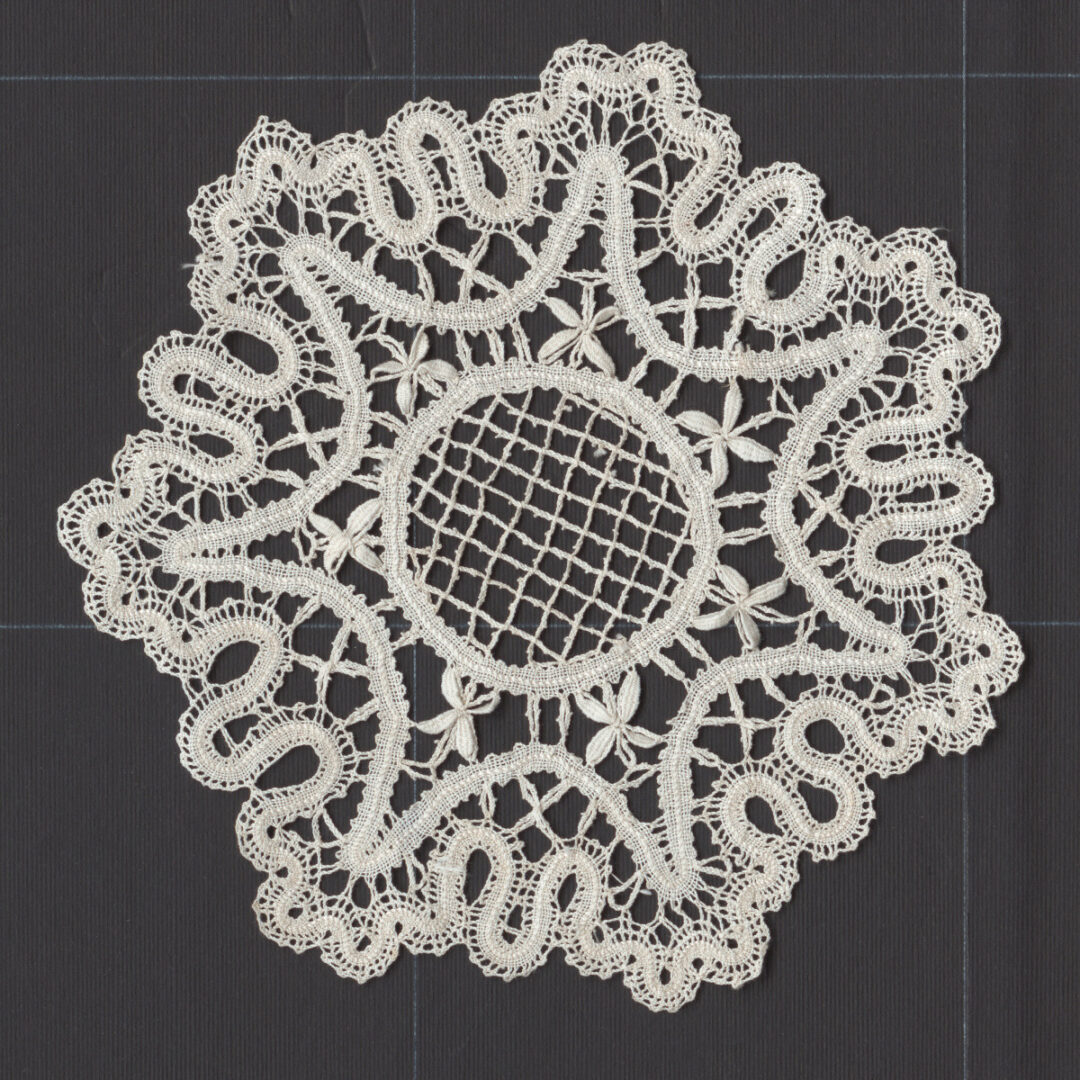 Motív paličkovaný