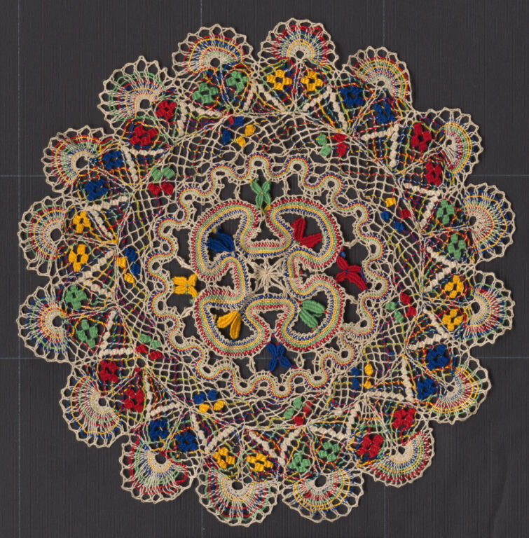 Motív paličkovaný