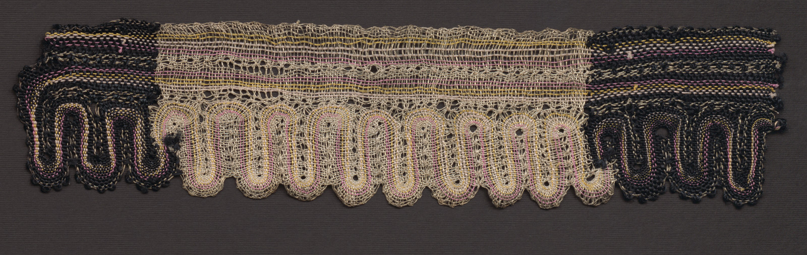 Čipka paličkovaná