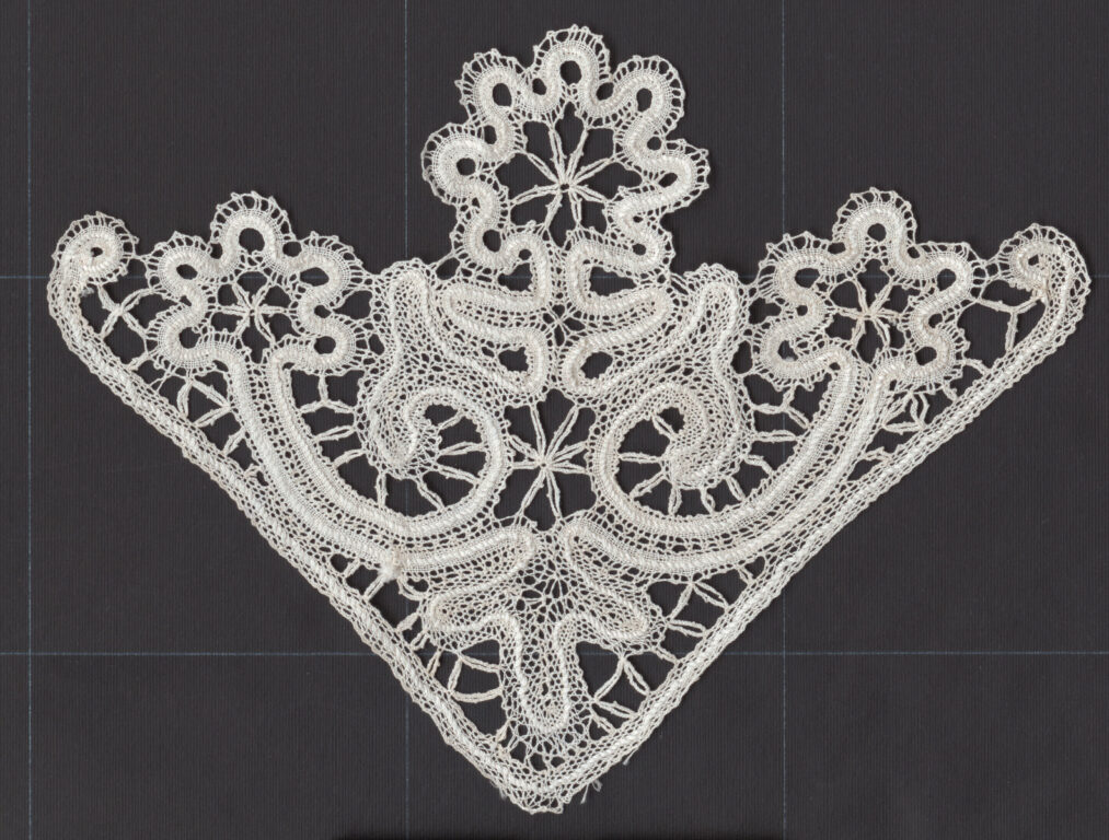 Motív paličkovaný