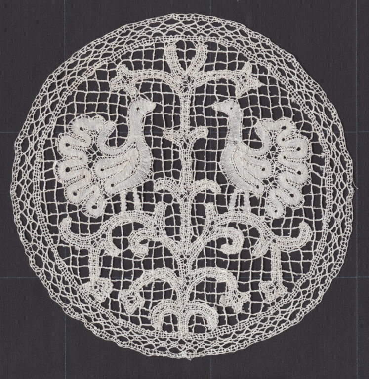 Motív paličkovaný