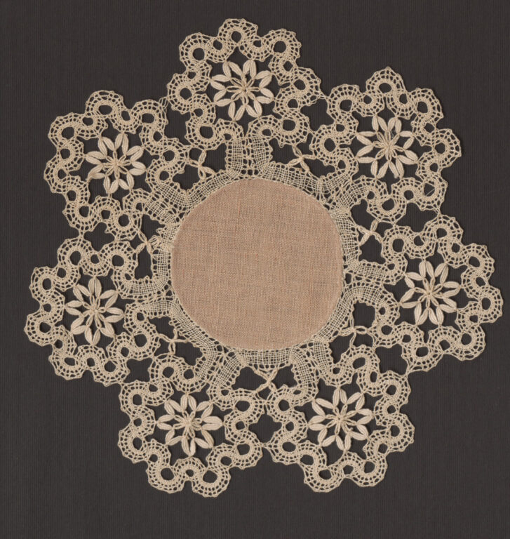 Motív paličkovaný