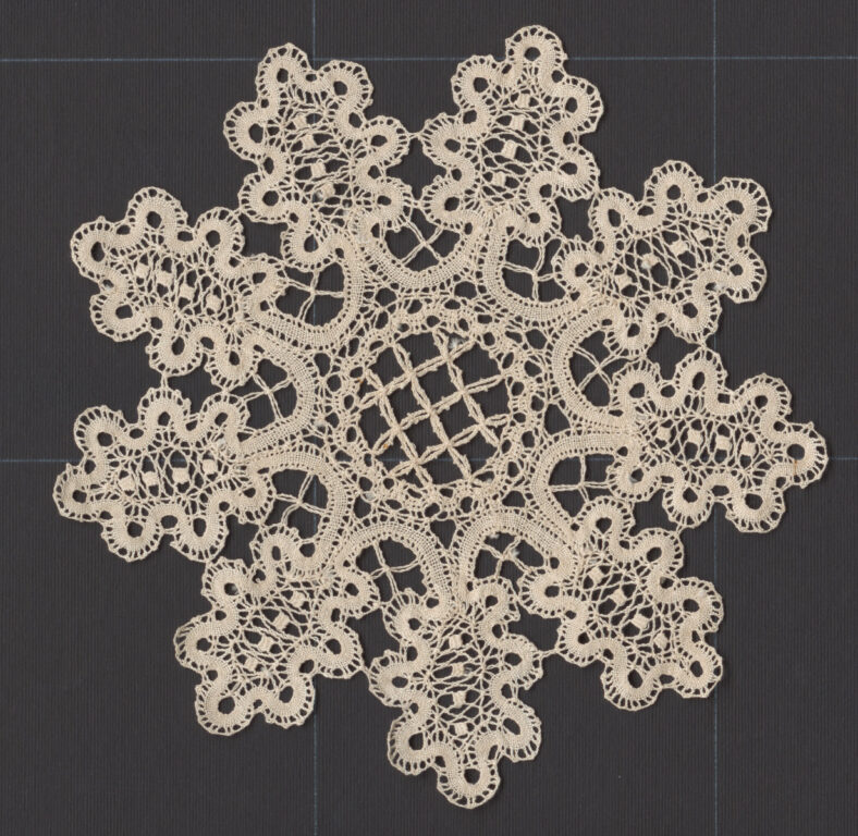 Motív paličkovaný