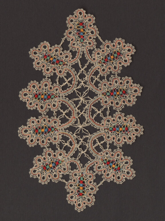 Motív paličkovaný