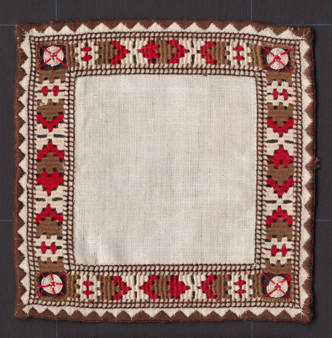 Prikrývka vyšívaná