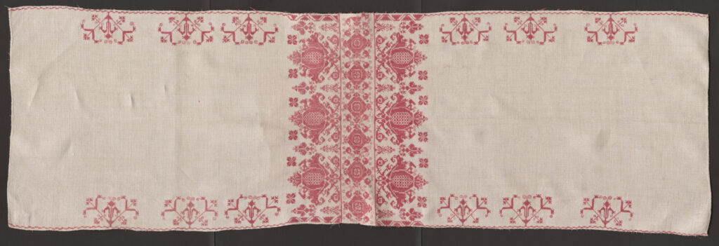 Obliečka na vankúš vyšívaná