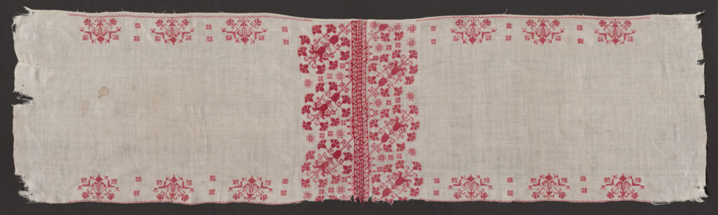 Obliečka na vankúš vyšívaná