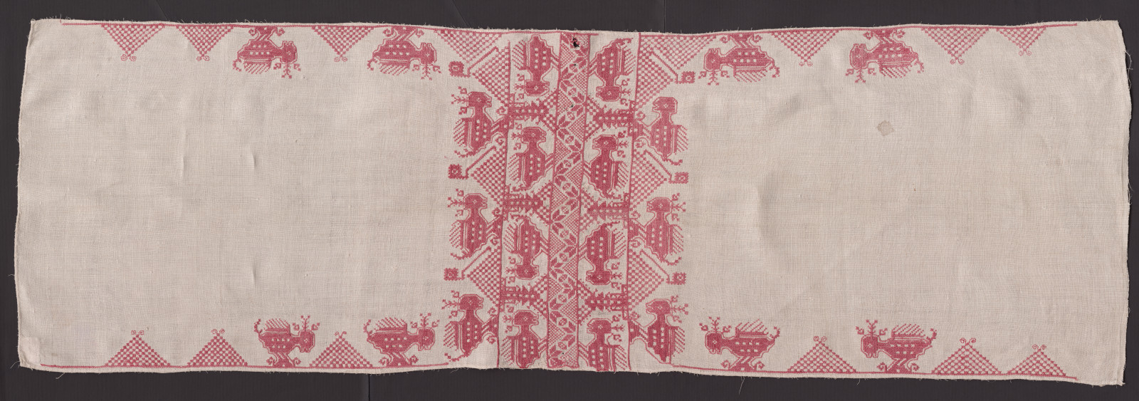 Obliečka na vankúš vyšívaná