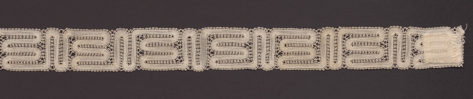 Čipka paličkovaná