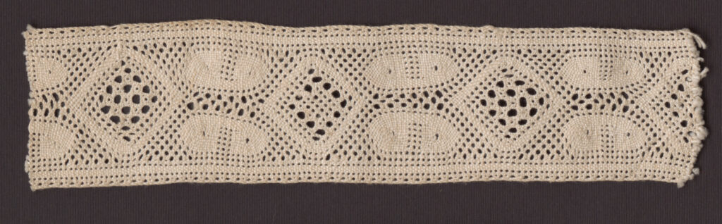 Čipka paličkovaná