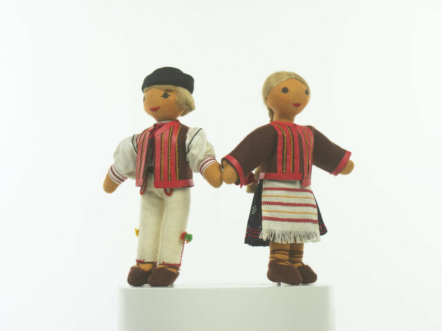 Bábika krojovaná, pár