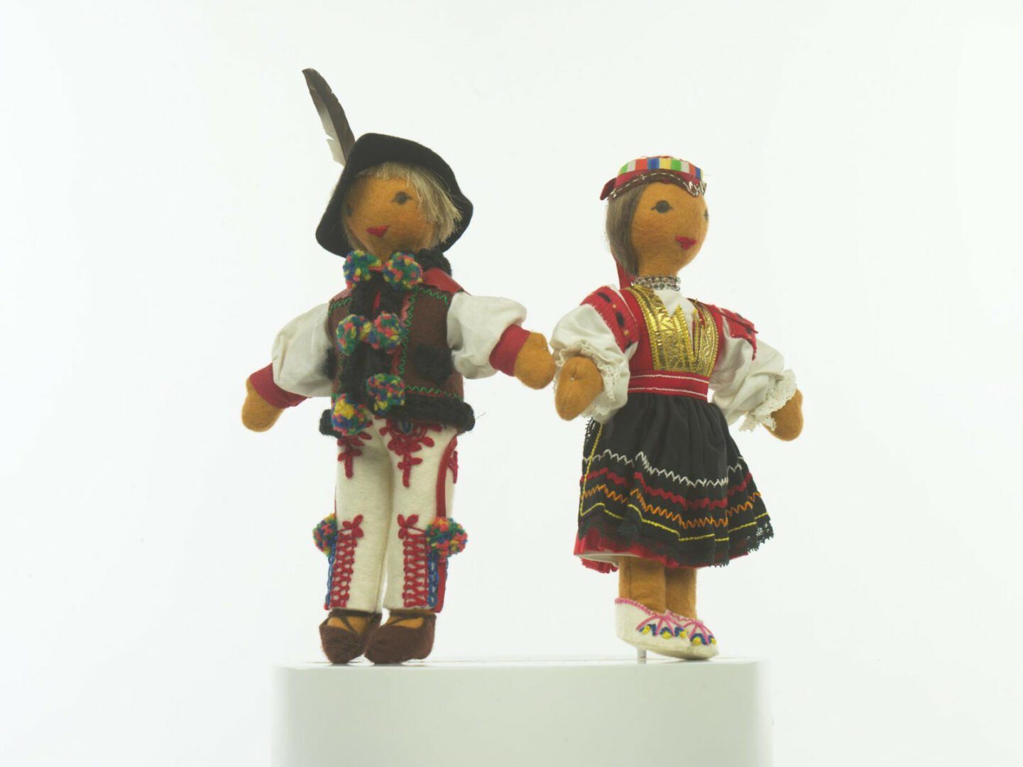 Bábika krojovaná, pár