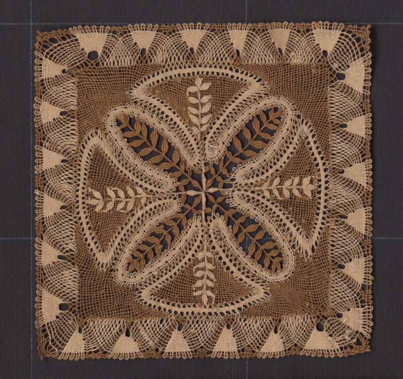 Motív paličkovaný