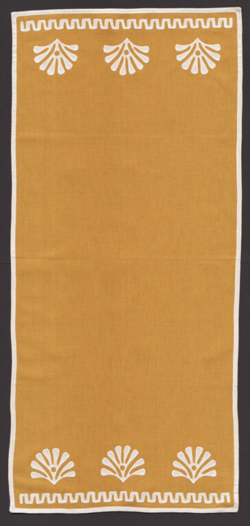 Prikrývka s trakovickou aplikáciou