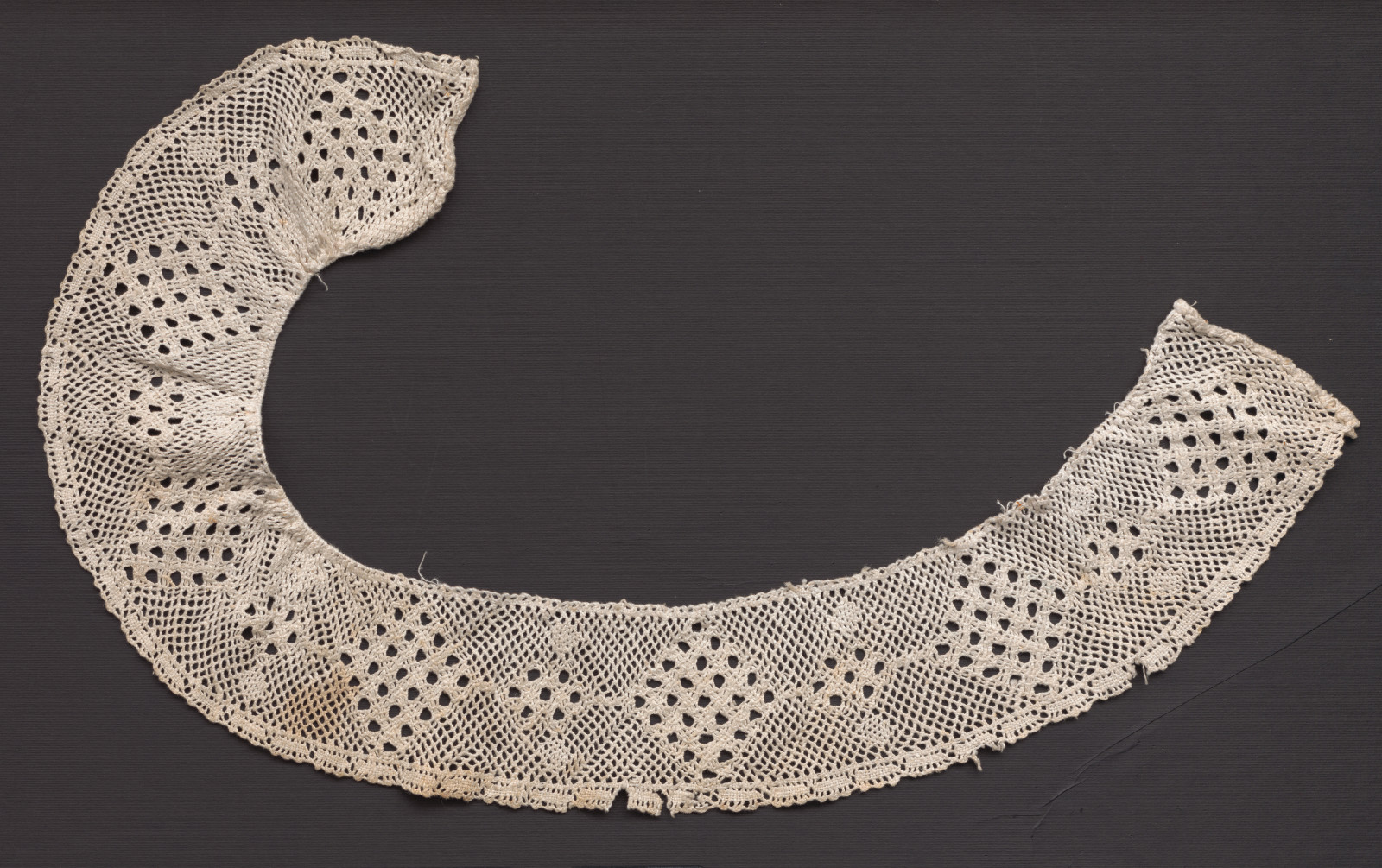 Čipka paličkovaná