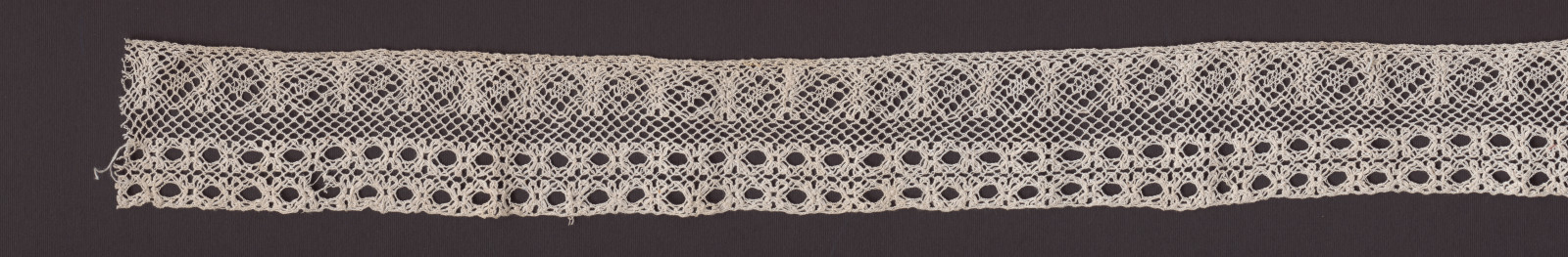 Čipka paličkovaná