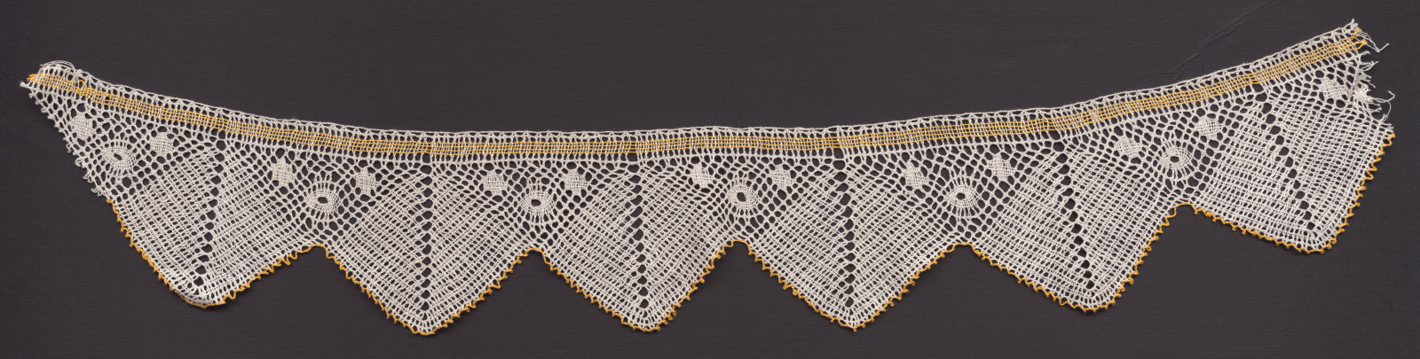 Čipka paličkovaná