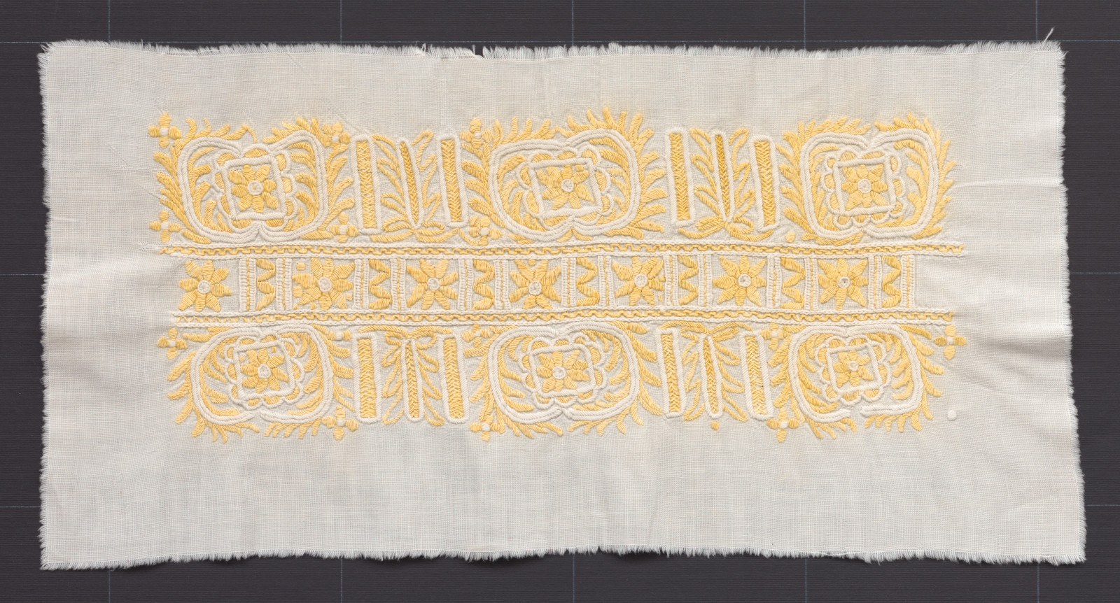 Výšivka z rukávcov