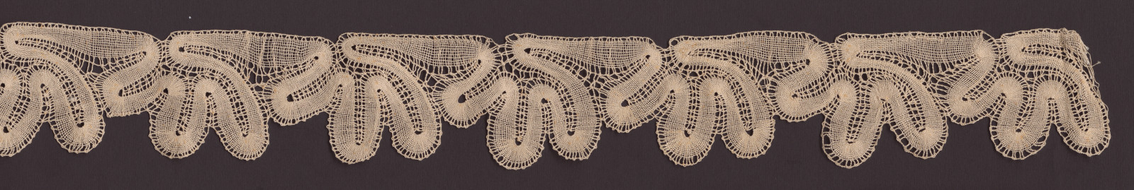 Čipka paličkovaná