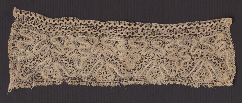 Čipka paličkovaná