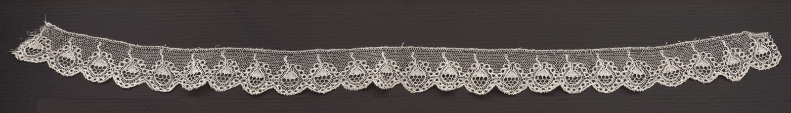 Čipka paličkovaná