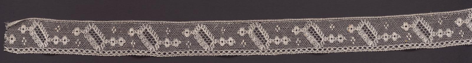 Čipka paličkovaná