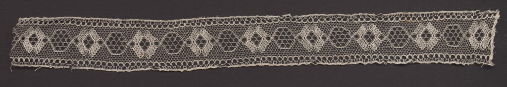 Čipka paličkovaná