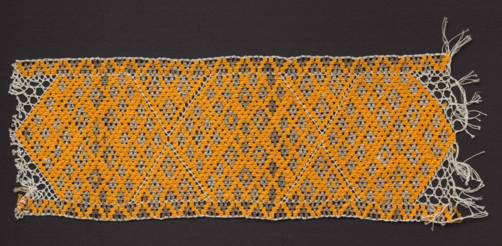 Čipka paličkovaná