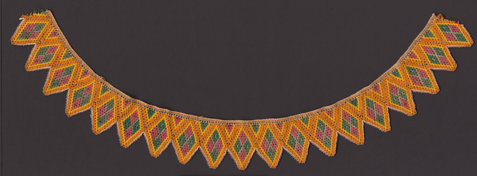 Čipka paličkovaná