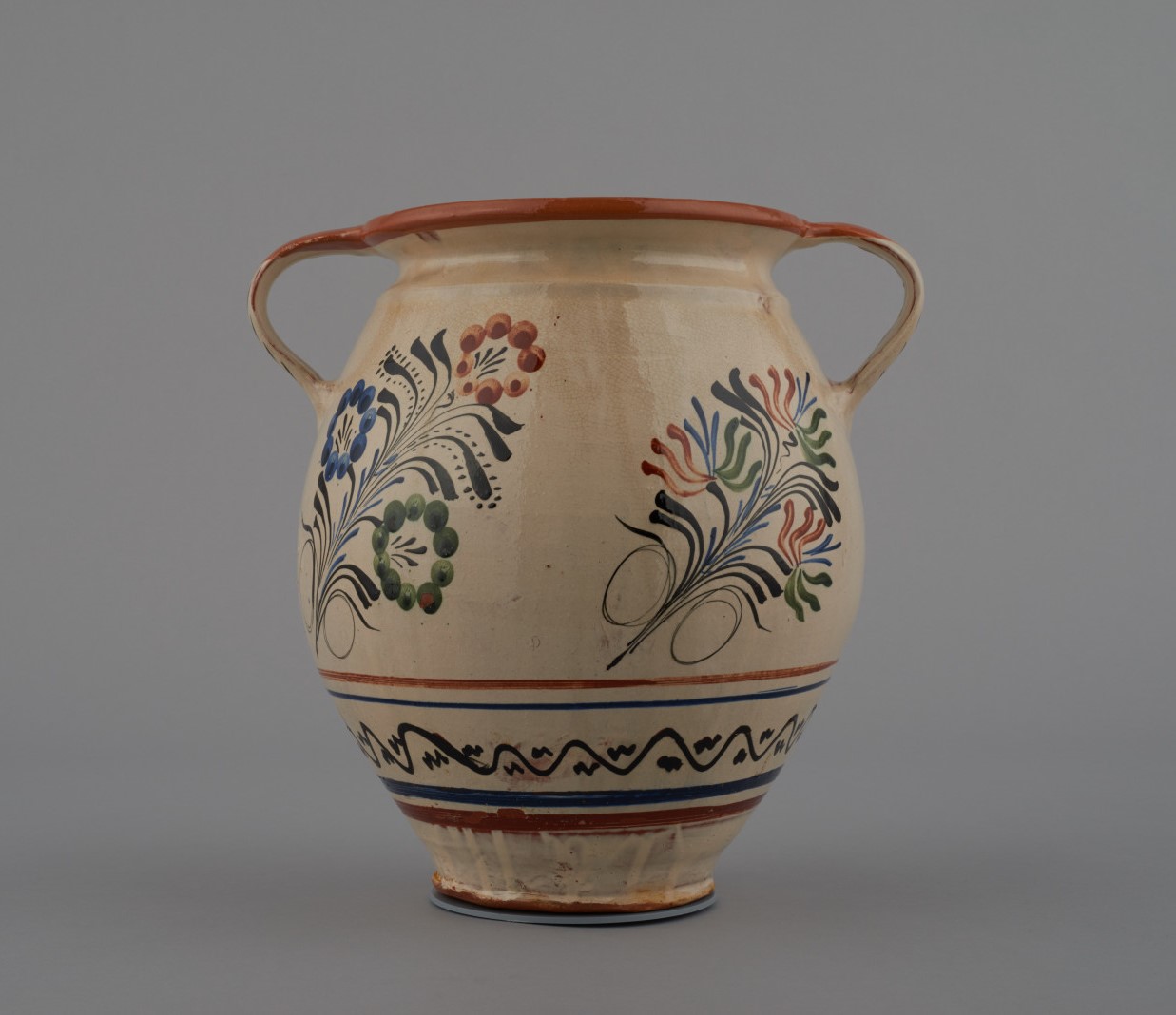 Hrniec s dvomi uchami